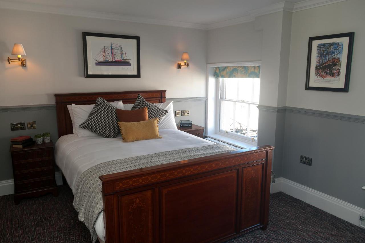 Admiral Hardy Hotel ลอนดอน ภายนอก รูปภาพ